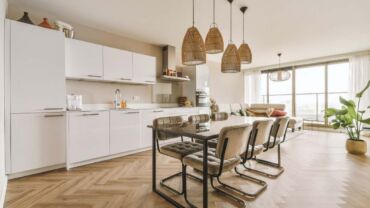 air-bnb-cleaner-bolton